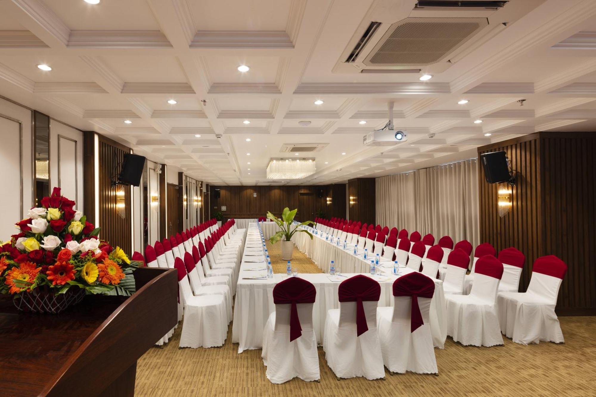 Daphovina Hotel Nha Trang Exterior photo