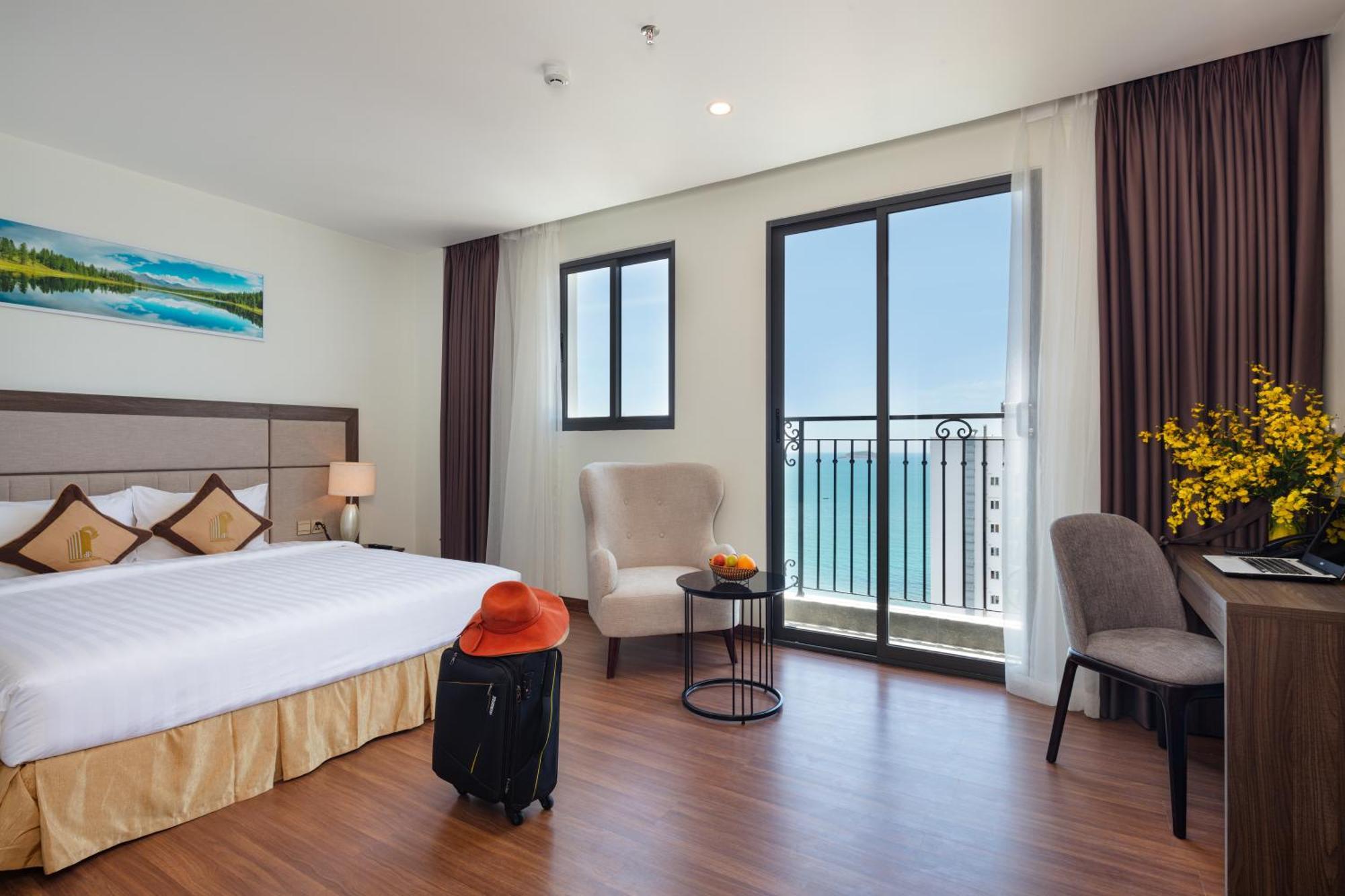 Daphovina Hotel Nha Trang Exterior photo